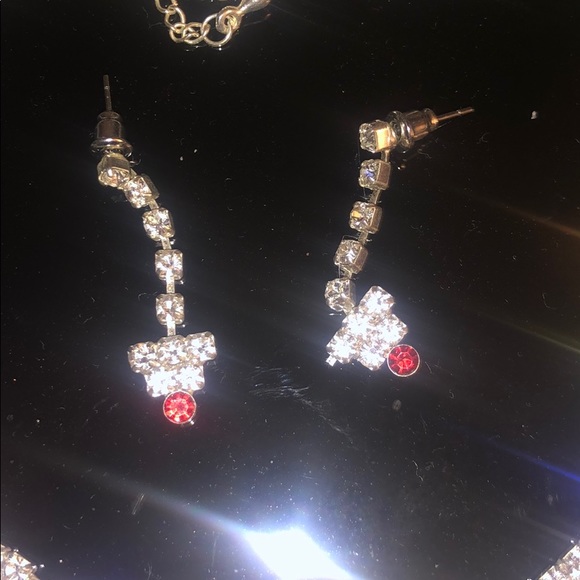 Necklace and earrings - Picture 2 of 2